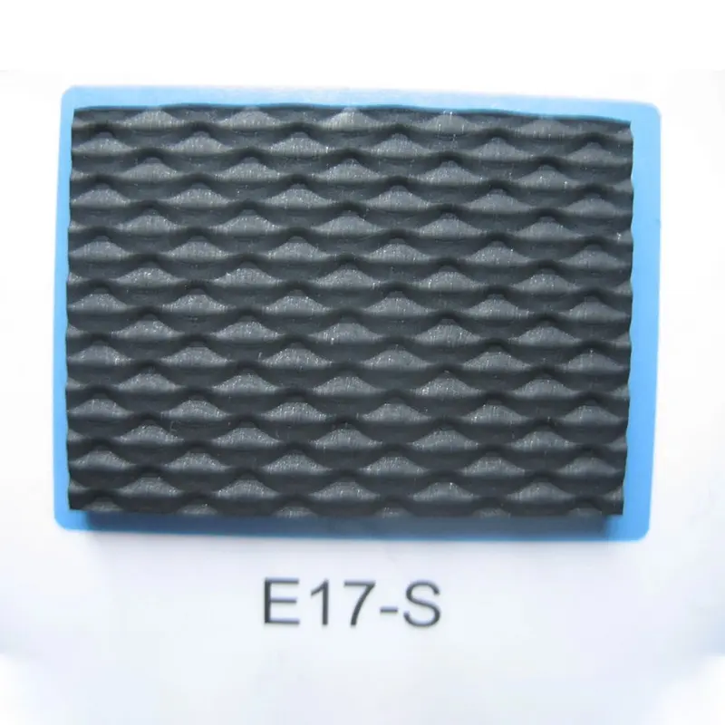 Elastic White Embossed Neoprene for Wetsuits (5).jpg